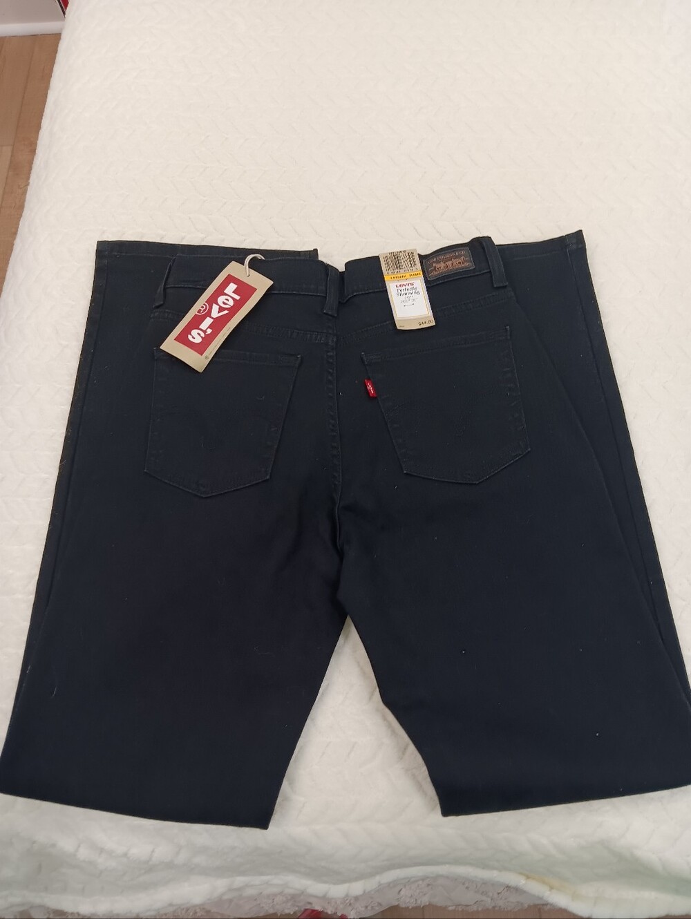 Levi's Perfectly Slimming 512 Boot Cut Jeans Black NWT - Picture 5 of 6